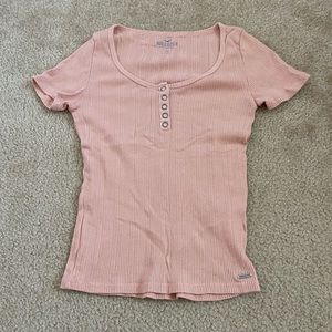 Hollister ribbed tight t-shirt with buttons. Pink. XS